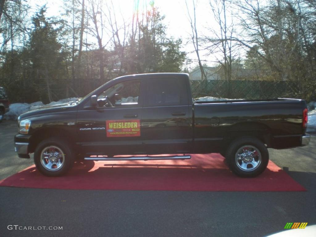 2006 Ram 1500 ST Quad Cab 4x4 - Black / Medium Slate Gray photo #10