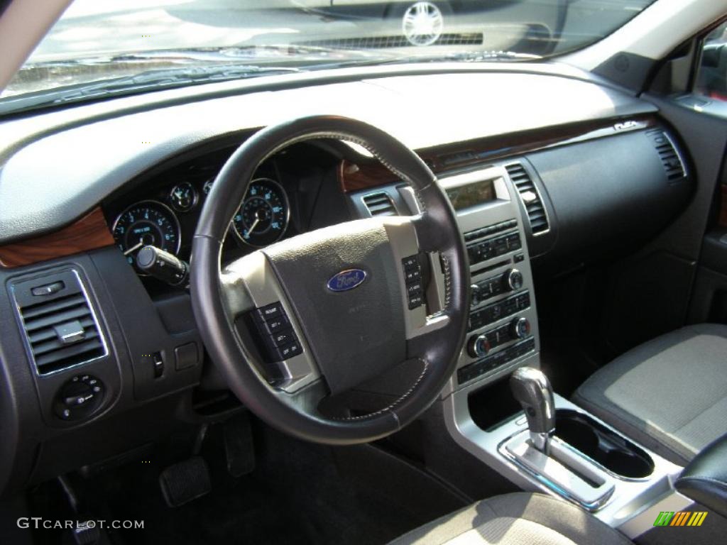 2010 Ford Flex SEL Charcoal Black Dashboard Photo #45717270