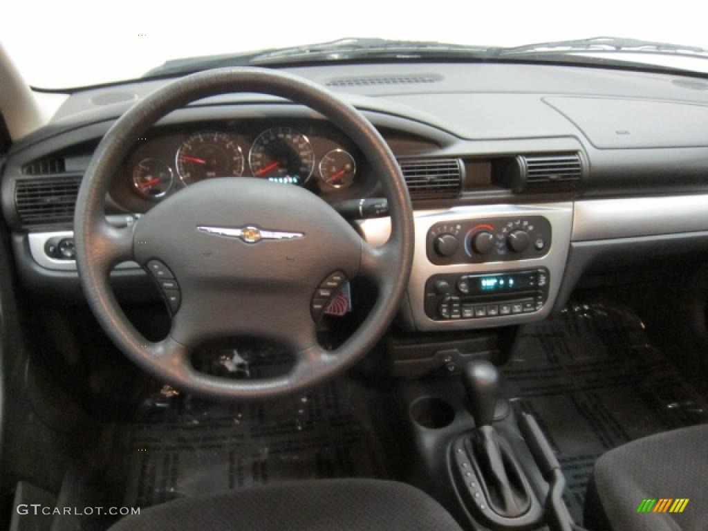 2005 Chrysler Sebring Touring Sedan Charcoal Dashboard Photo #45717350