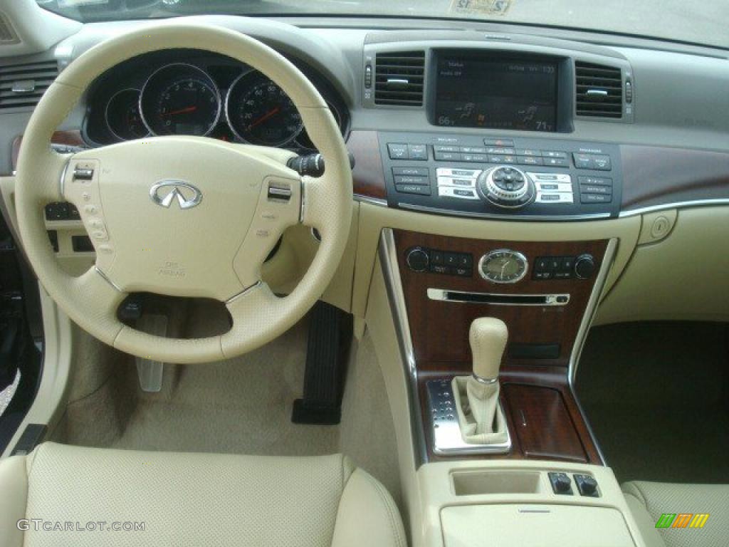 2009 Infiniti M 45 Sedan Dashboard Photos