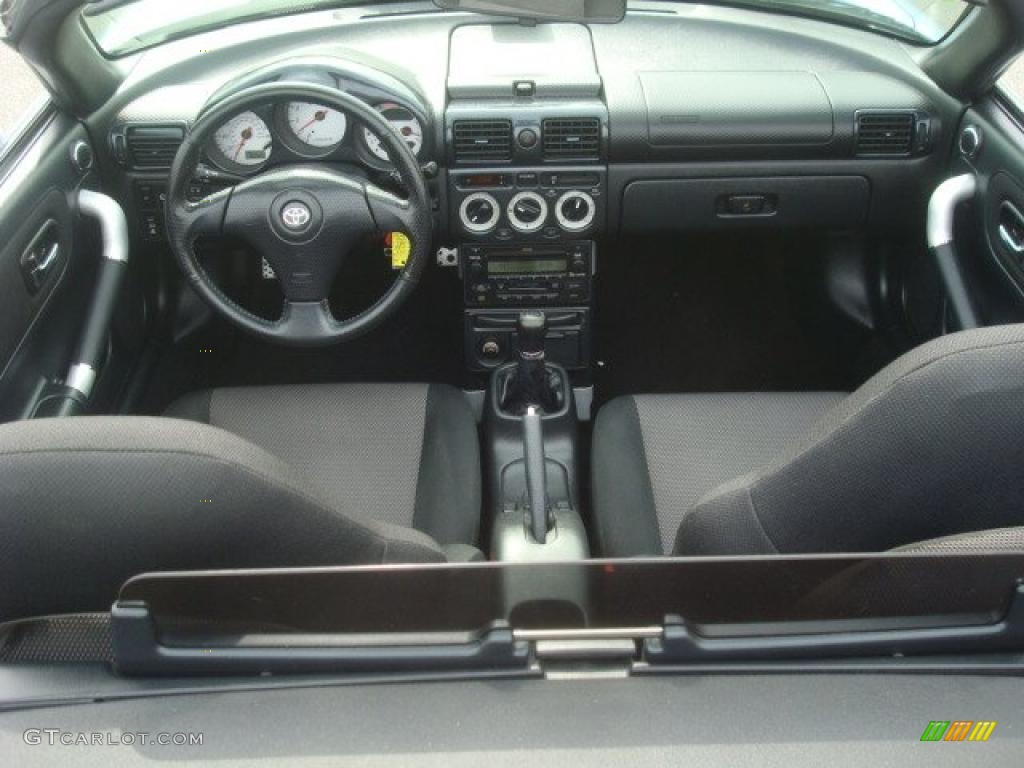 2003 Toyota MR2 Spyder Roadster Gray Dashboard Photo #45719120