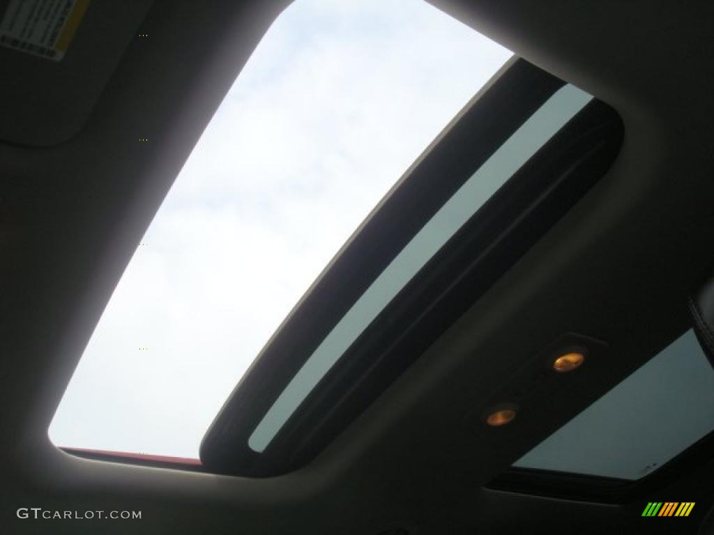 2007 Outlook XR AWD - Red Jewel / Black photo #13