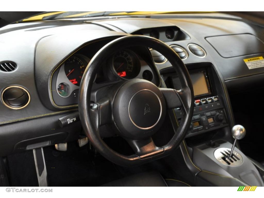 2004 Lamborghini Gallardo Coupe Nero Perseus Dashboard Photo #45719856