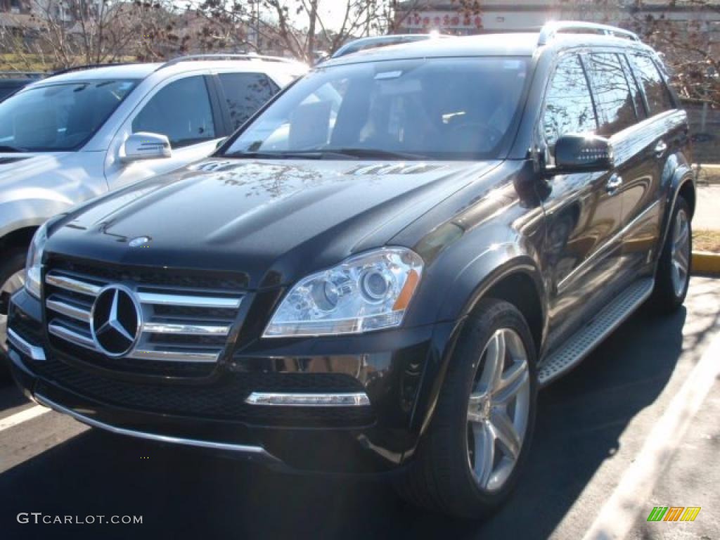 2011 GL 550 4Matic - Black / Black photo #1