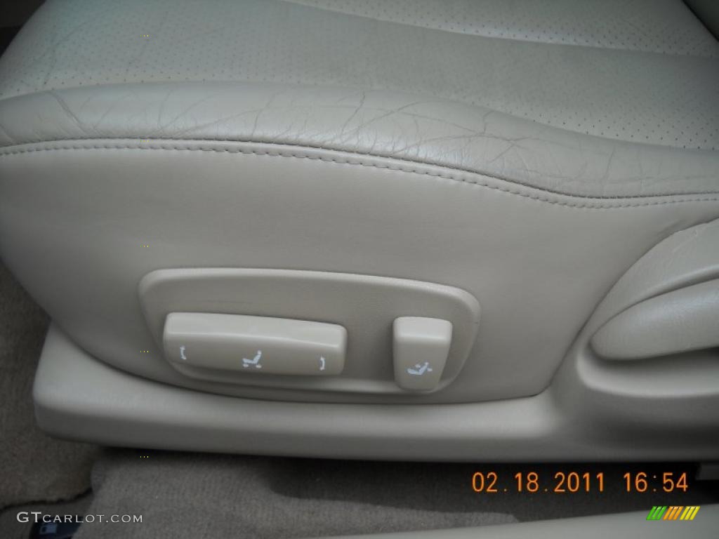 2003 Solara SLE V6 Coupe - Black Sand Pearl / Ivory photo #24