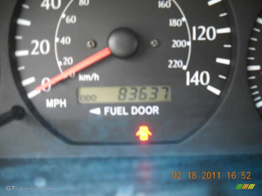 2003 Solara SLE V6 Coupe - Black Sand Pearl / Ivory photo #26
