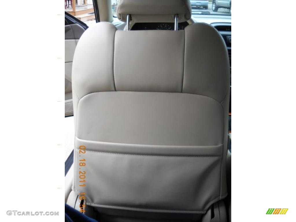 2003 Solara SLE V6 Coupe - Black Sand Pearl / Ivory photo #40
