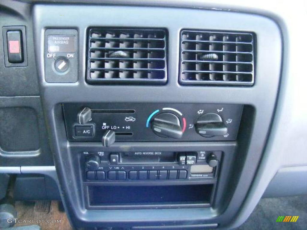 1998 Tacoma Regular Cab - Mystic Purple Mica / Gray photo #16