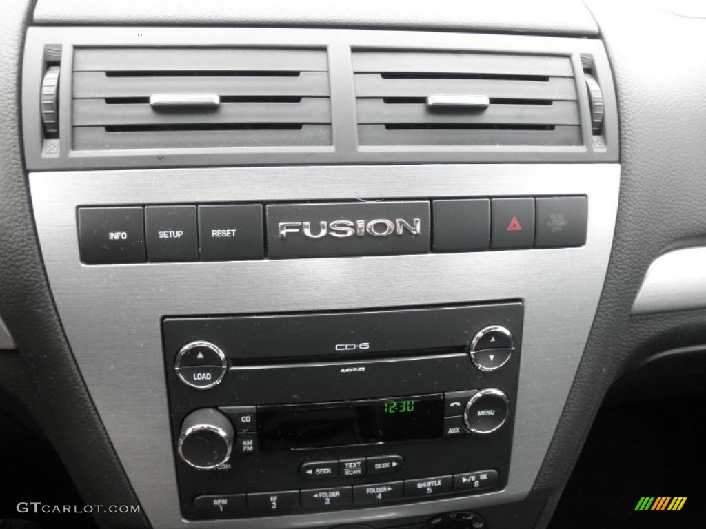 2008 Fusion SE - Tuxedo Black Metallic / Charcoal Black photo #7