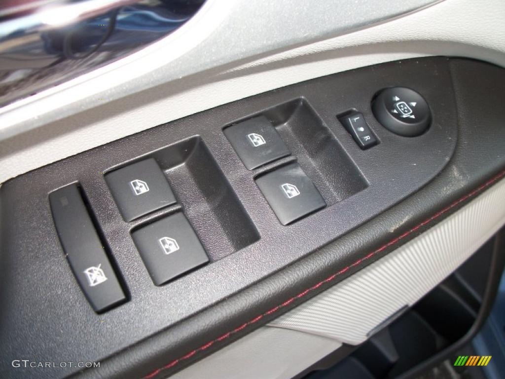 2011 Chevrolet Equinox LTZ AWD Controls Photo #45733930