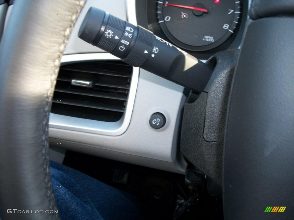 2011 Chevrolet Equinox LTZ AWD Controls Photo #45734186