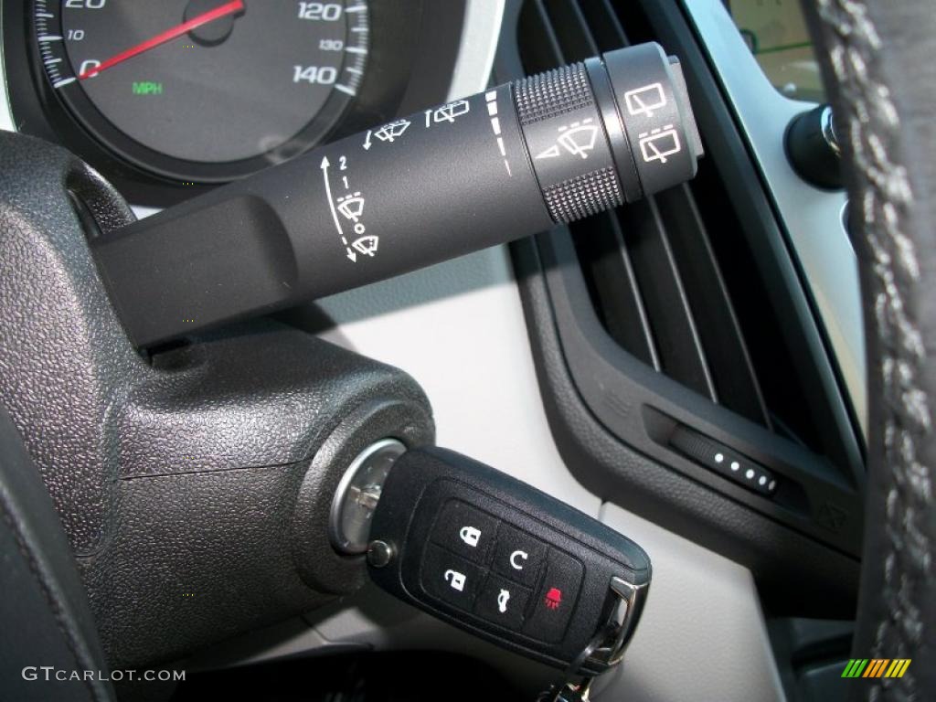 2011 Chevrolet Equinox LTZ AWD Controls Photo #45734190