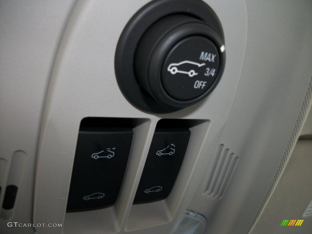 2011 Chevrolet Equinox LTZ AWD Controls Photo #45734198