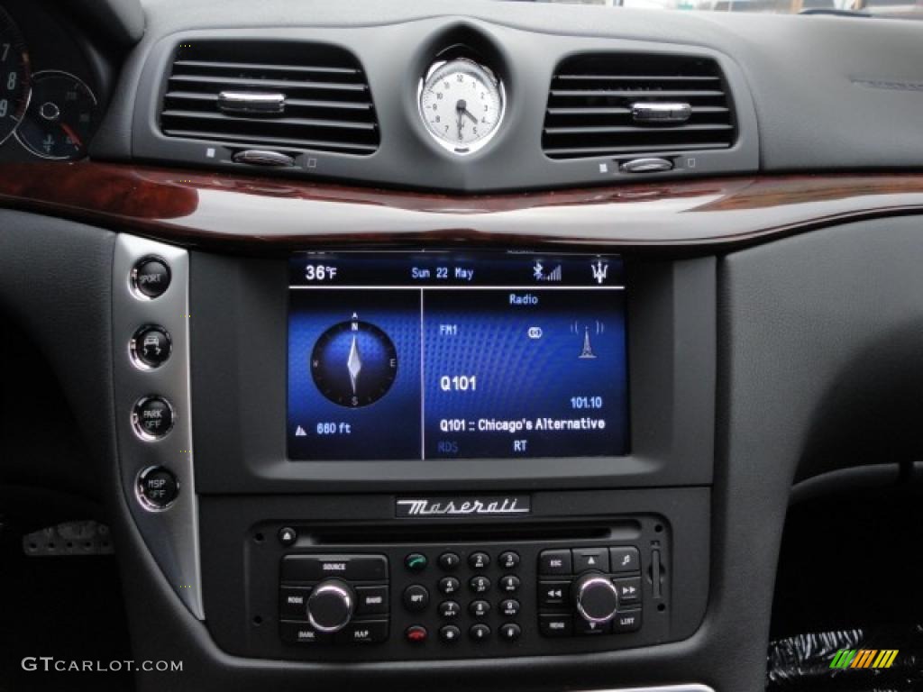 2011 Maserati GranTurismo Convertible GranCabrio Controls Photo #45737858