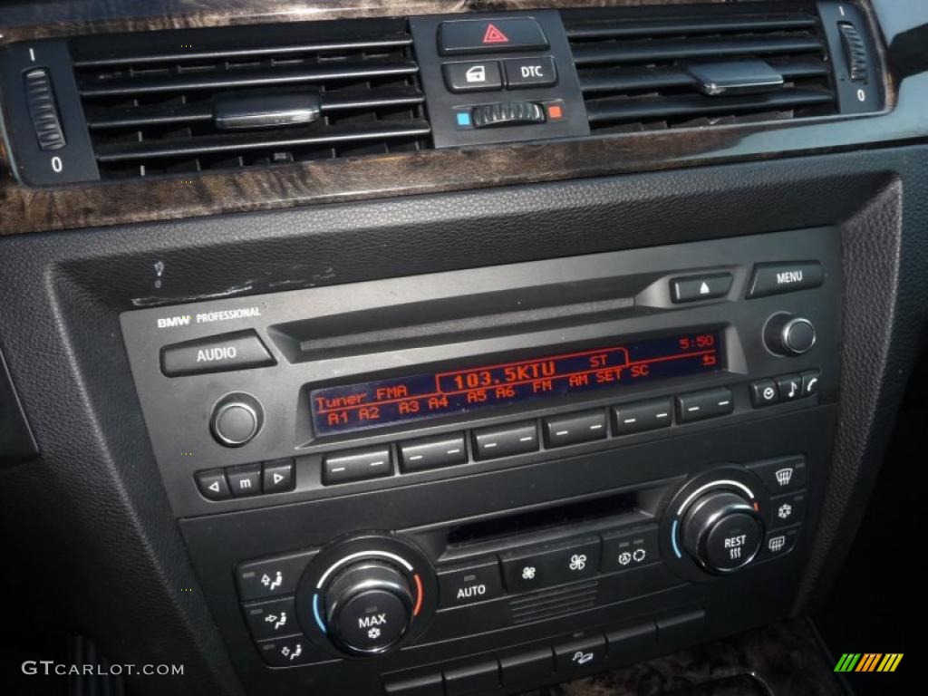 2008 BMW 3 Series 328xi Coupe Controls Photo #45739542