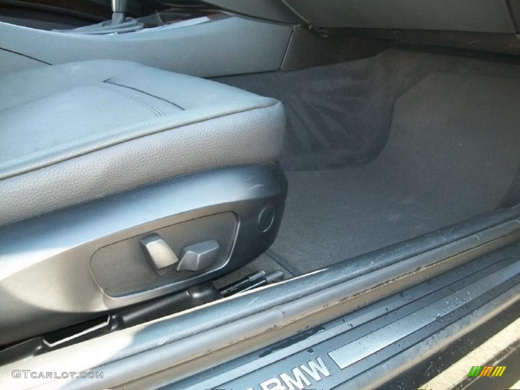 2010 3 Series 328i xDrive Coupe - Jet Black / Black photo #27