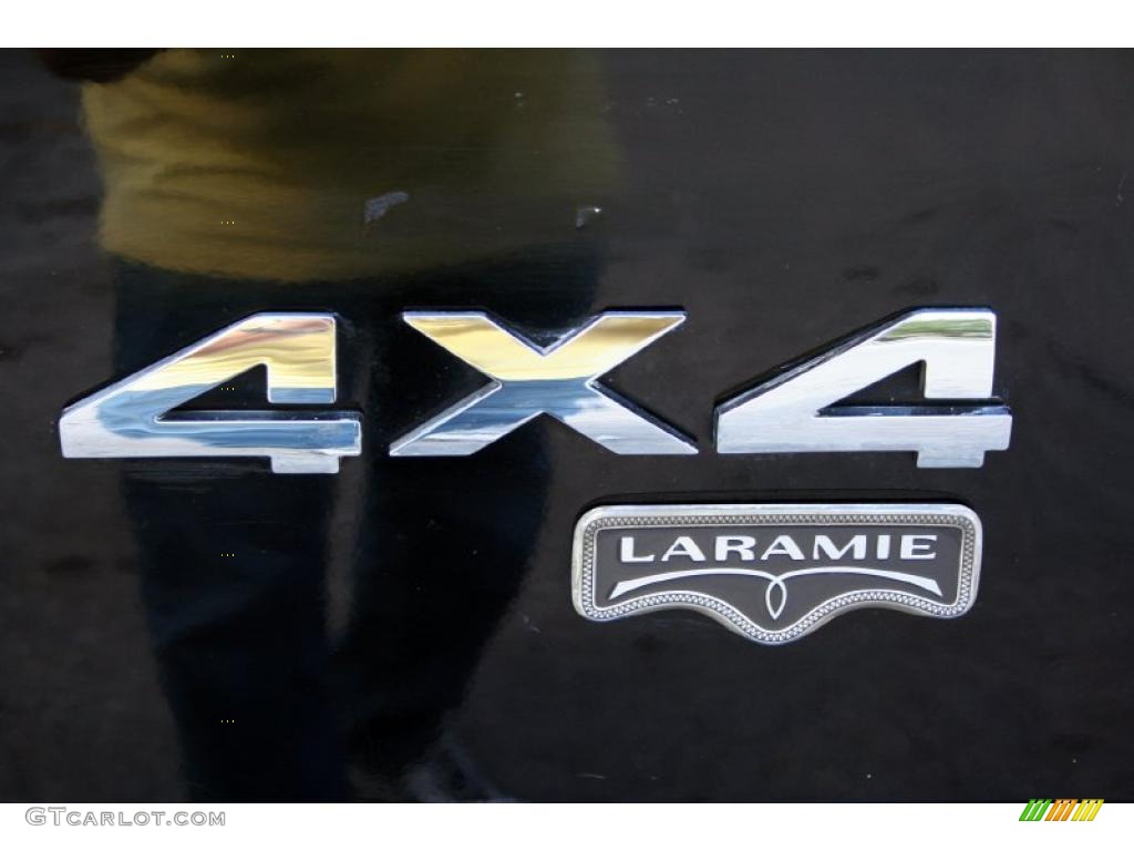 2004 Ram 3500 Laramie Quad Cab 4x4 Dually - Black / Dark Slate Gray photo #91