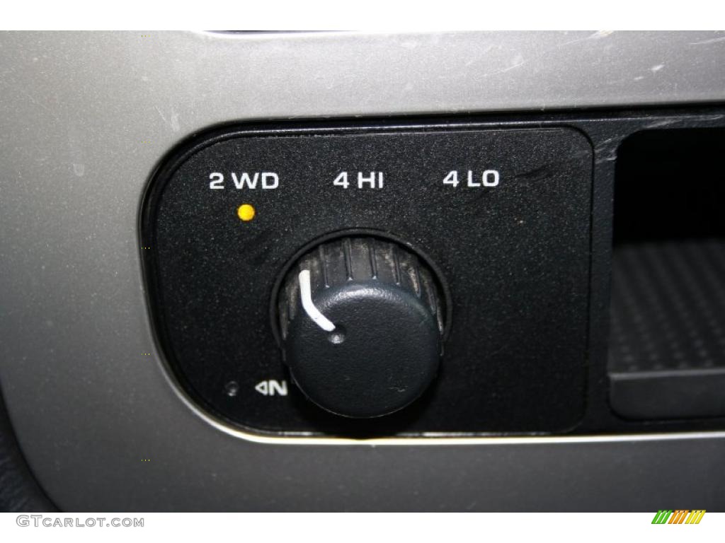 2004 Dodge Ram 3500 Laramie Quad Cab 4x4 Dually Controls Photo #45742450