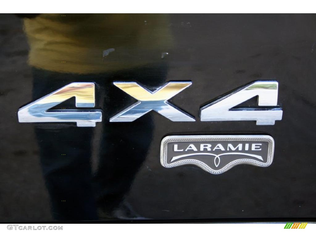 2004 Ram 3500 Laramie Quad Cab 4x4 Dually - Black / Dark Slate Gray photo #112