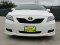 Super White - Camry SE Photo No. 9
