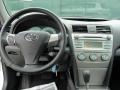 Super White - Camry SE Photo No. 36