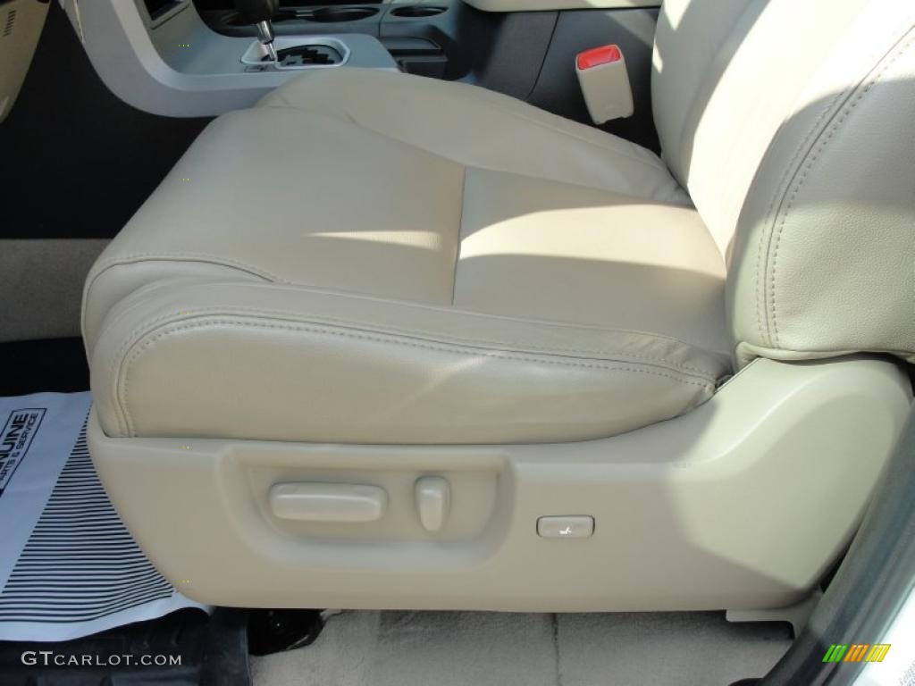 2010 Tundra SR5 CrewMax 4x4 - Super White / Sand Beige photo #41