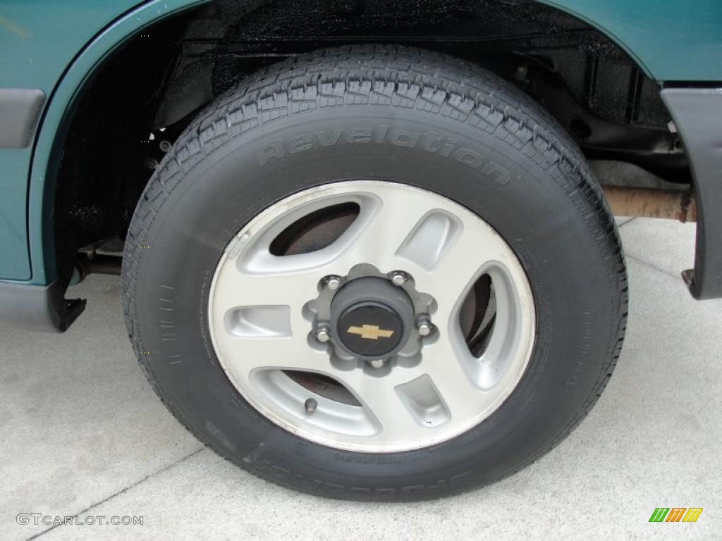 1998 Chevrolet Tracker Hard Top Wheel Photo #45746742