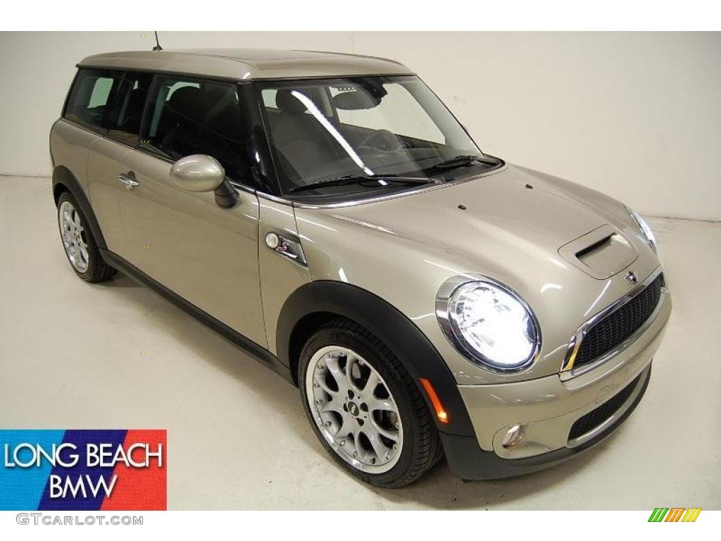2009 Cooper S Clubman - Sparkling Silver Metallic / Punch Carbon Black Leather photo #1