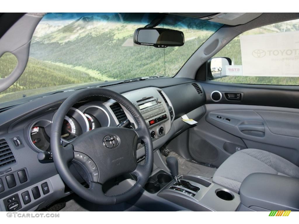 Graphite Gray Interior 2011 Toyota Tacoma SR5 Access Cab 4x4 Photo #45748110