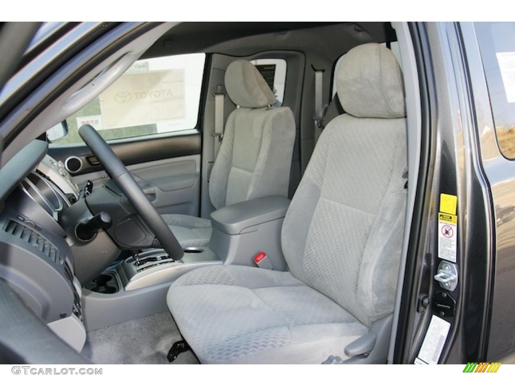 Graphite Gray Interior 2011 Toyota Tacoma SR5 Access Cab 4x4 Photo #45748118