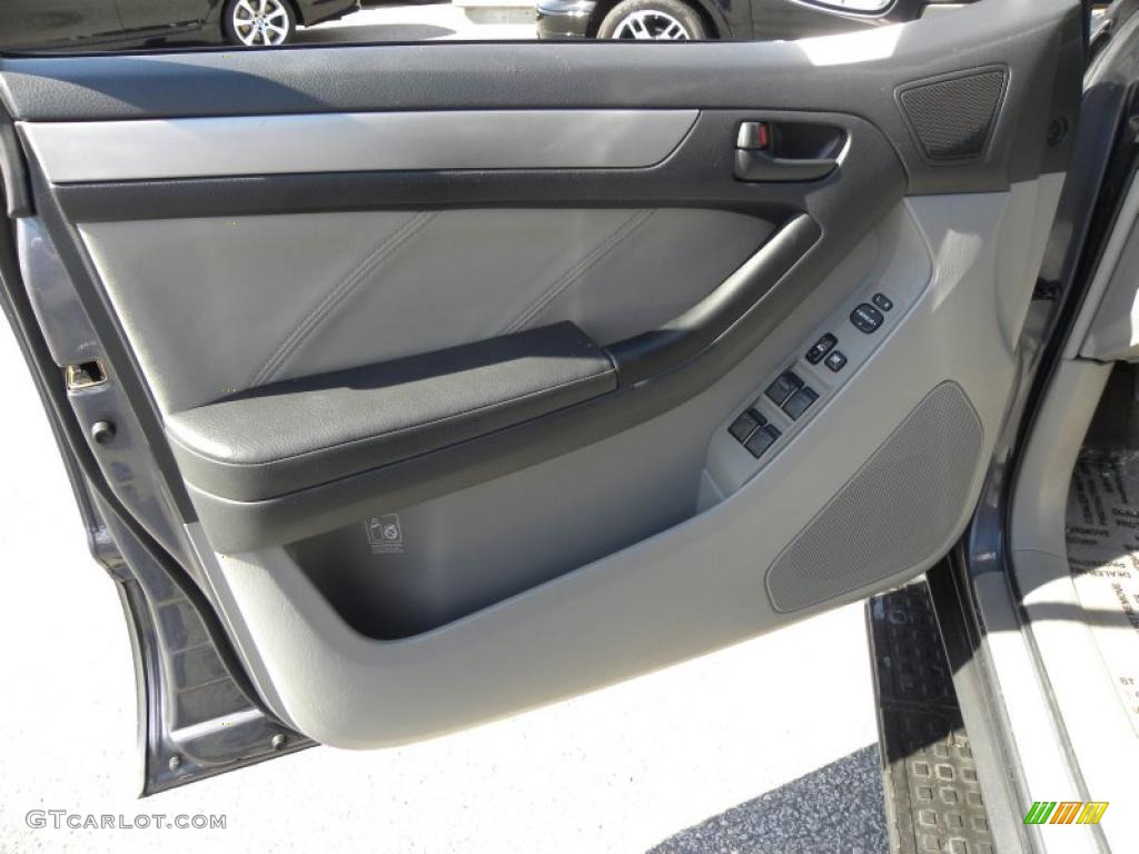 2004 4Runner SR5 - Galactic Gray Mica / Stone photo #5