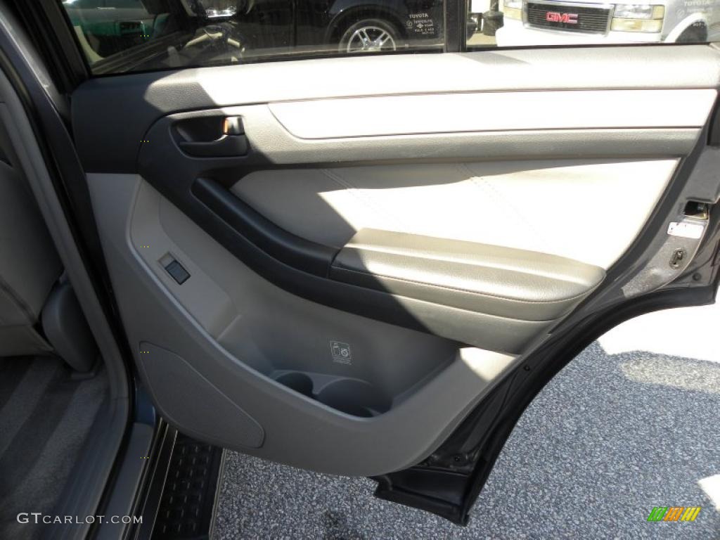 2004 4Runner SR5 - Galactic Gray Mica / Stone photo #11