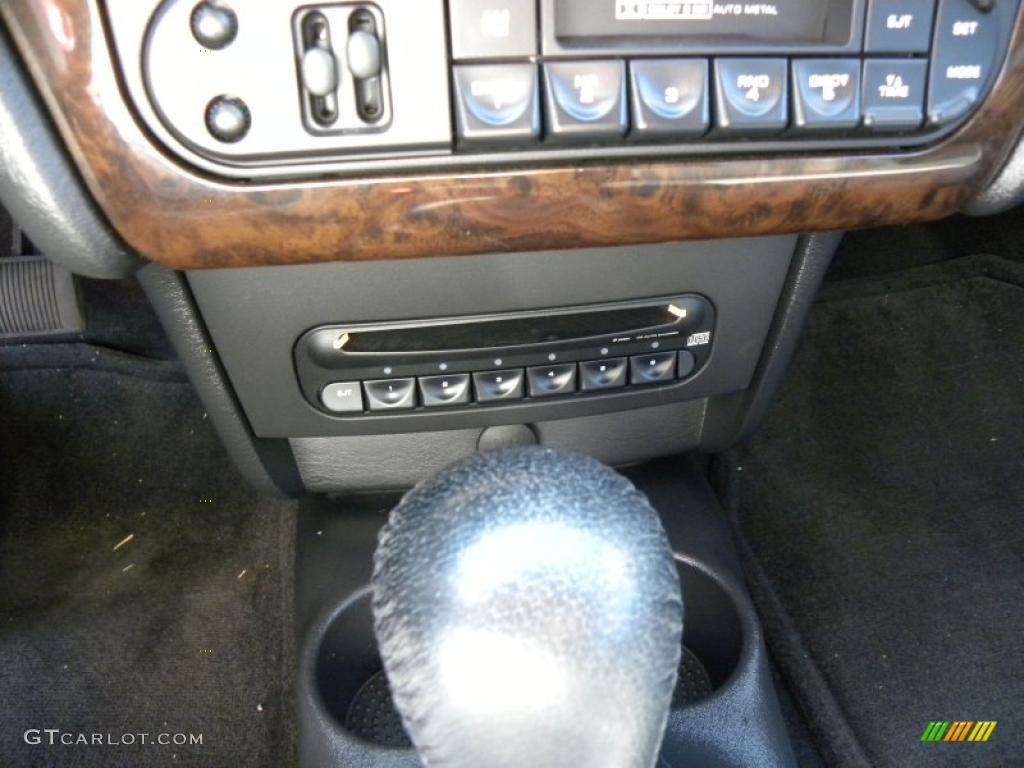 2004 Chrysler Sebring Limited Sedan Controls Photo #45750618