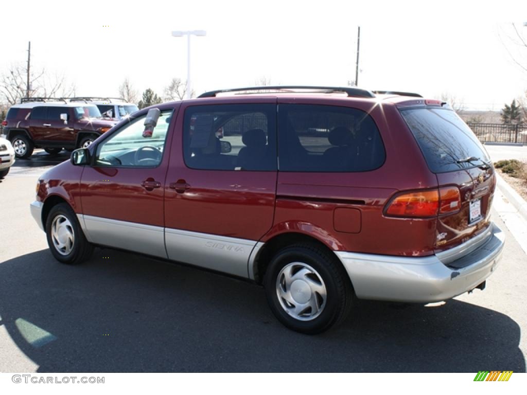 2000 Sienna XLE - Sunfire Red Pearl / Oak photo #4