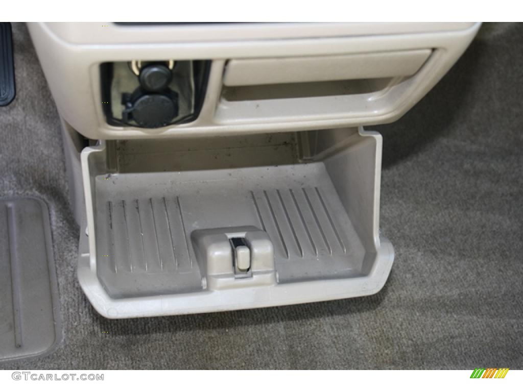 2000 Sienna XLE - Sunfire Red Pearl / Oak photo #20