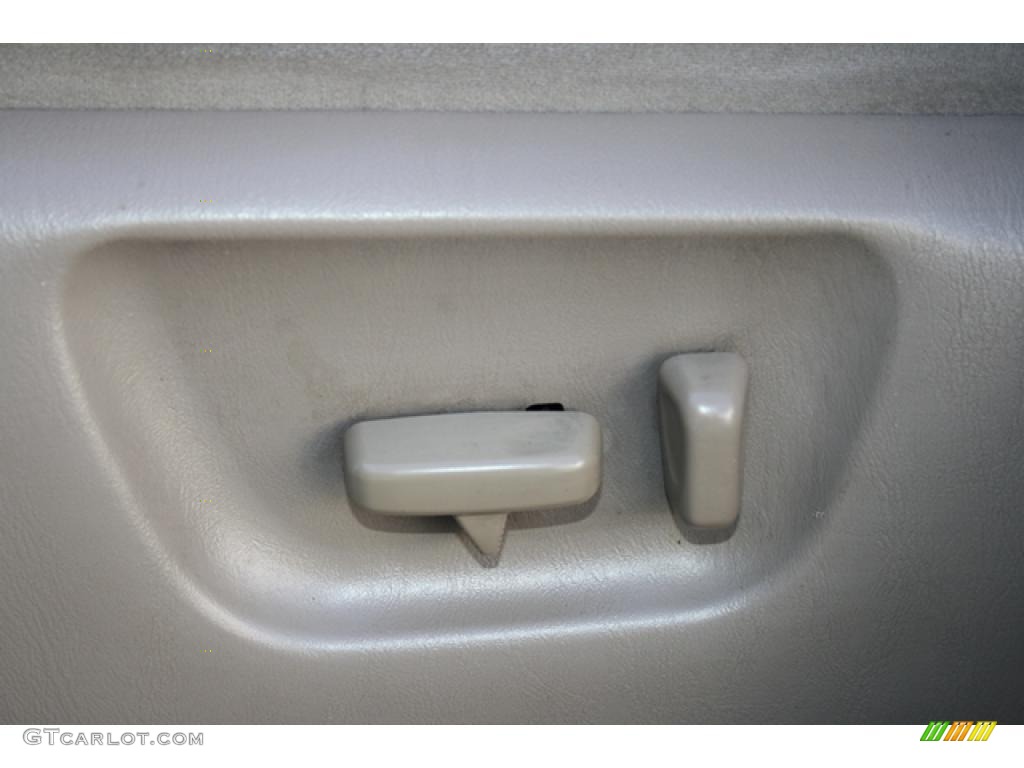 2000 Sienna XLE - Sunfire Red Pearl / Oak photo #25
