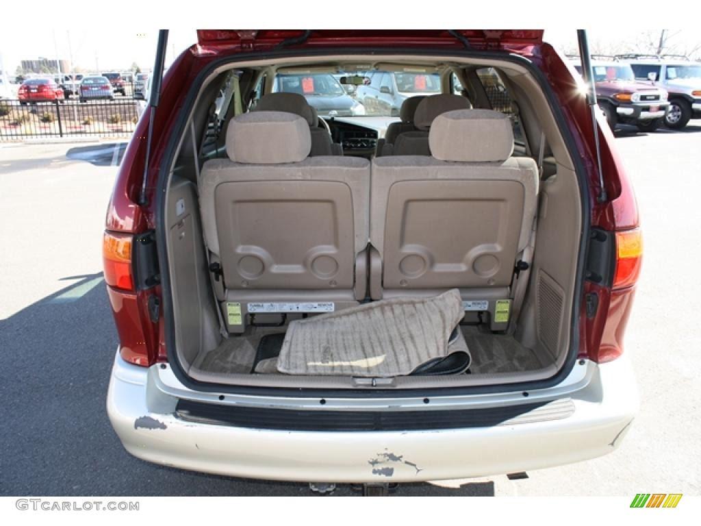 2000 Sienna XLE - Sunfire Red Pearl / Oak photo #27