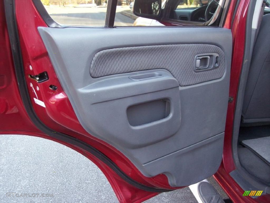 2002 Nissan Xterra SE V6 Gray Celadon Door Panel Photo #45752986