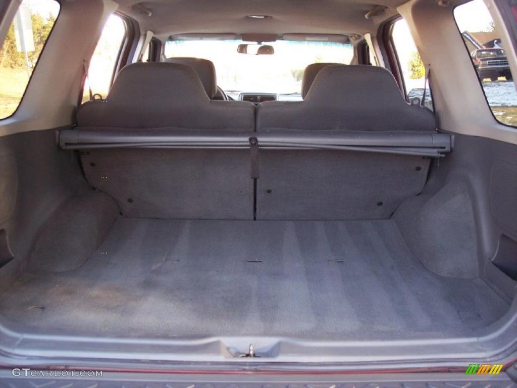 2002 Nissan Xterra SE V6 Trunk Photo #45753054