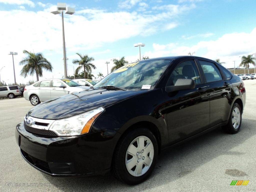 2010 Focus S Sedan - Ebony Black / Medium Stone photo #13