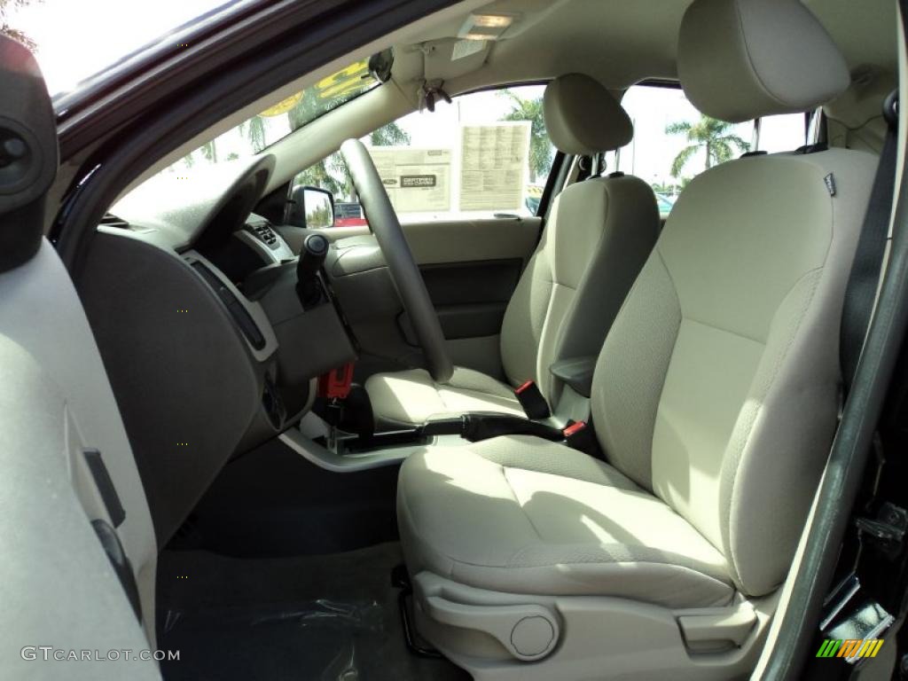 2010 Focus S Sedan - Ebony Black / Medium Stone photo #18