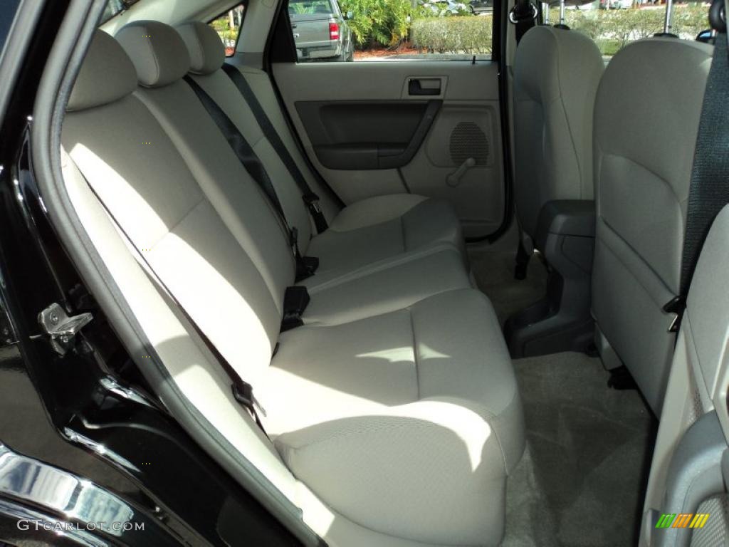 2010 Focus S Sedan - Ebony Black / Medium Stone photo #22