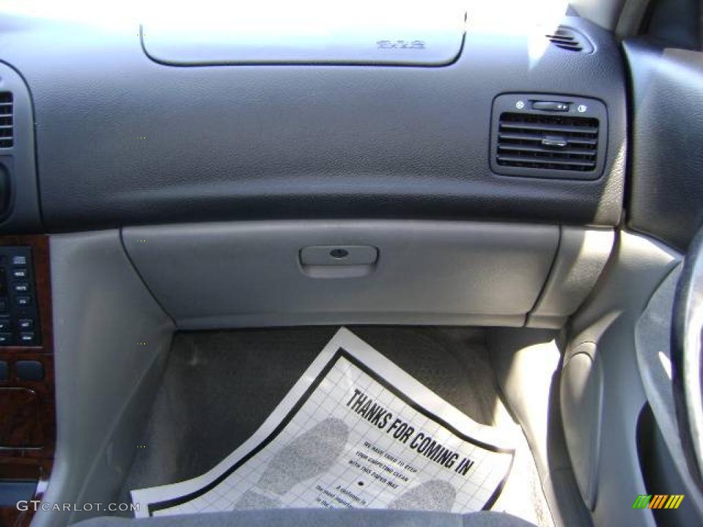2005 Verona S - Sapphire Gray Metallic / Gray photo #26