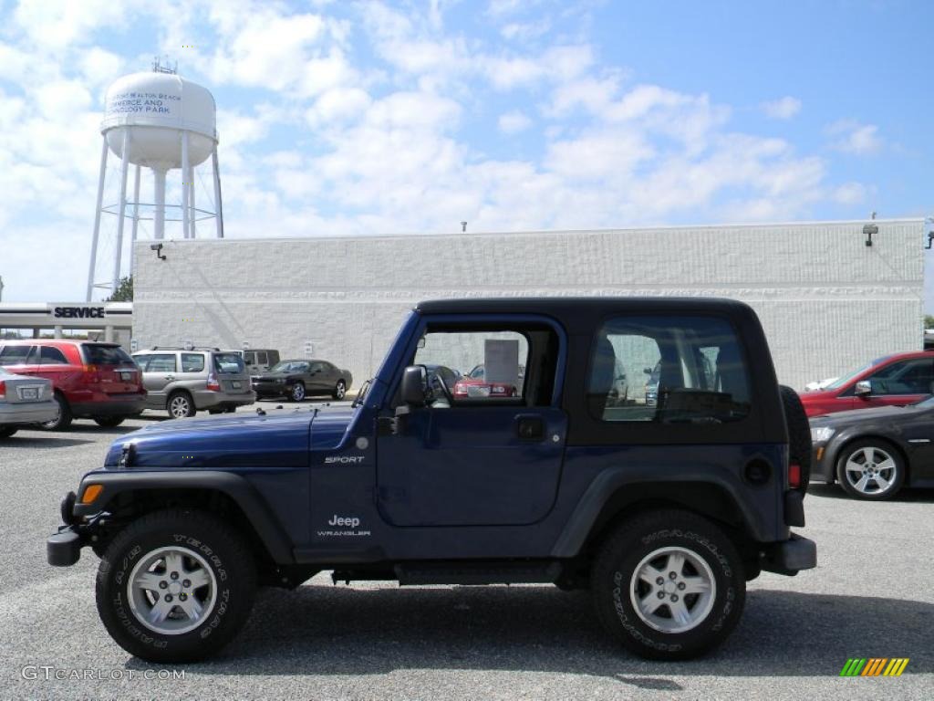 2004 Wrangler X 4x4 - Patriot Blue Pearl / Dark Slate Gray photo #2