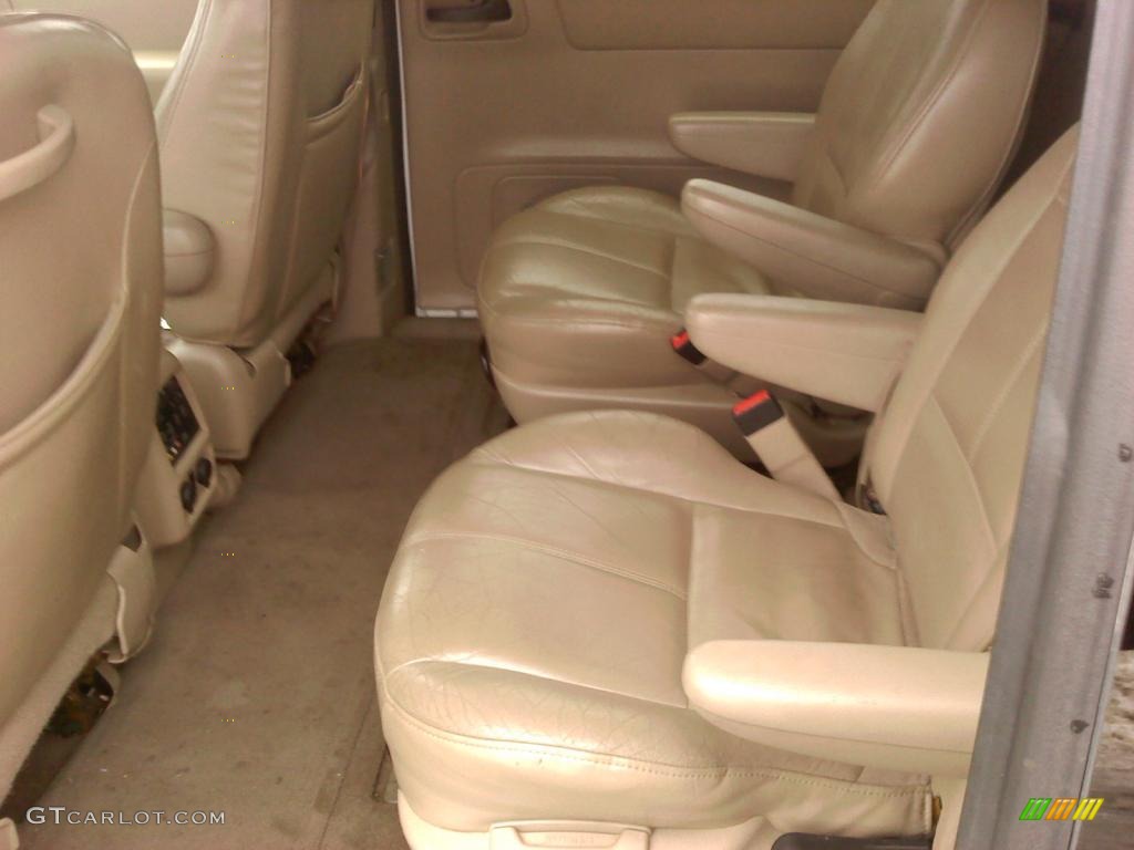 Medium Parchment Interior 2003 Ford Windstar SEL Photo #45760719