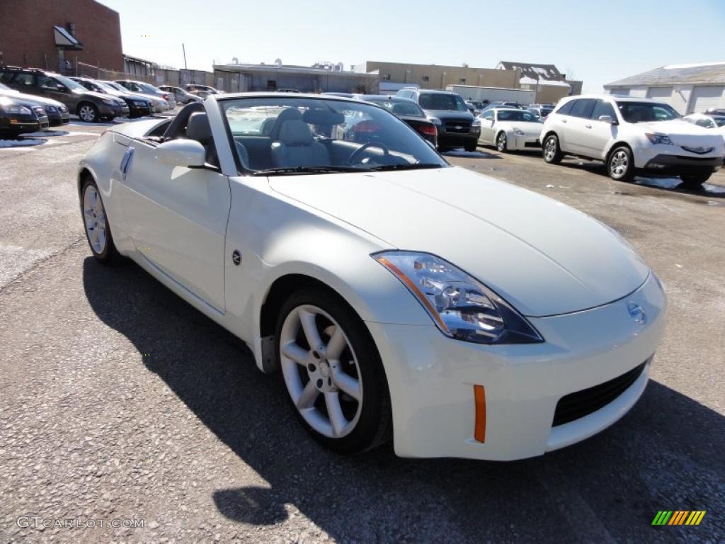 2004 350Z Touring Roadster - Pikes Peak White Pearl / Frost photo #5