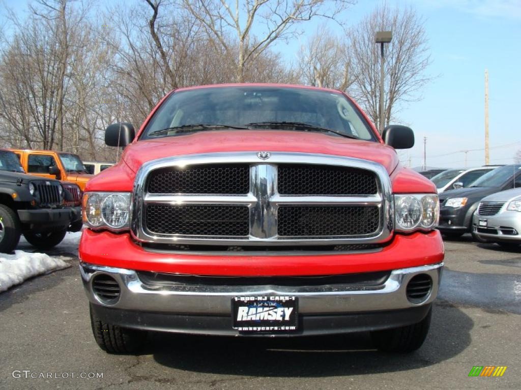 2004 Ram 1500 SLT Regular Cab 4x4 - Flame Red / Dark Slate Gray photo #7