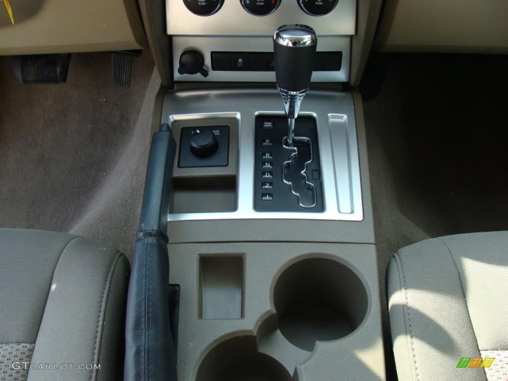 2010 Dodge Nitro SXT 4x4 4 Speed Automatic Transmission Photo #45761783