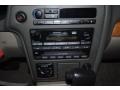 Stone Beige Controls Photo for 2001 Infiniti QX4 #45763179