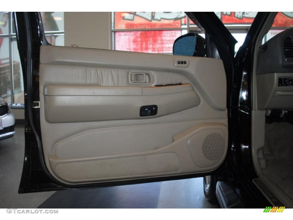 2001 QX4 4x4 - Black Obsidian / Stone Beige photo #38